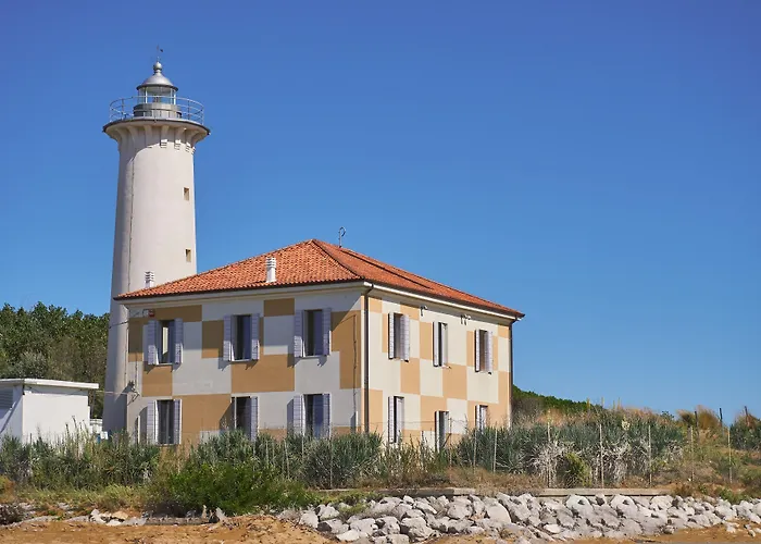 Lovely With Balcony - Beahost