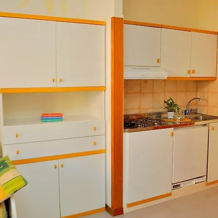 Apartamento Lovely With Balcony - Beahost