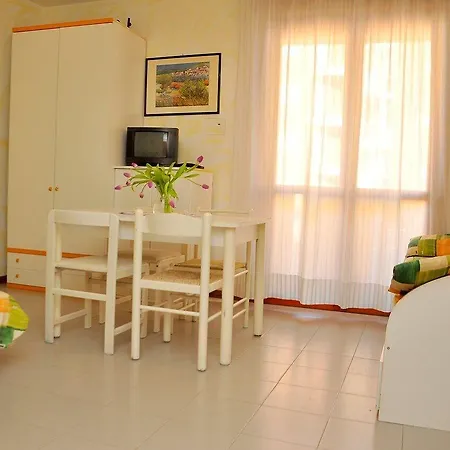 Lovely With Balcony - Beahost Appartamento