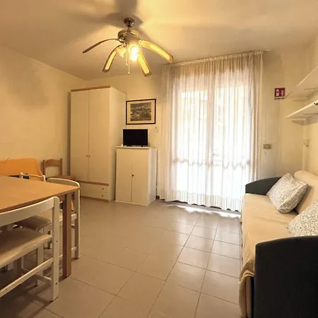 Apartmán Lovely With Balcony - Beahost *