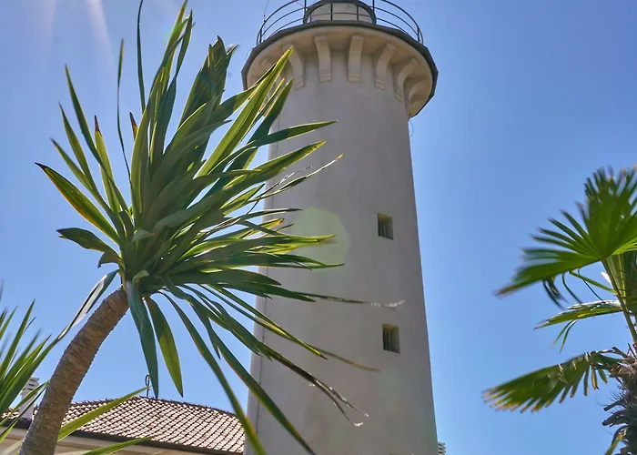 Lovely With Balcony - Beahost