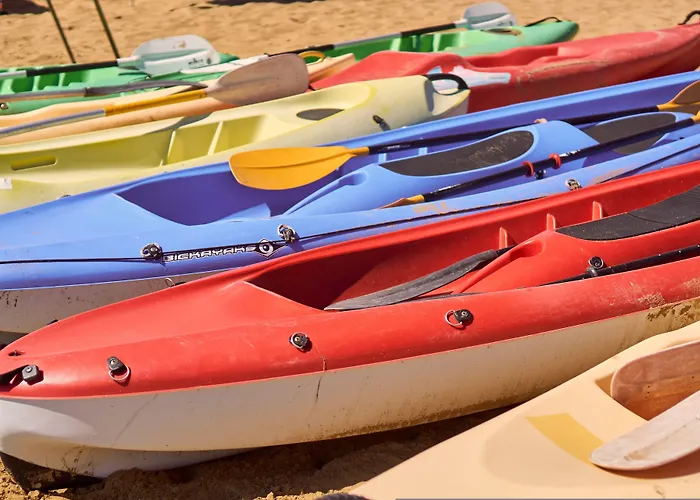 Lovely With Balcony - Beahost * بيبيوني